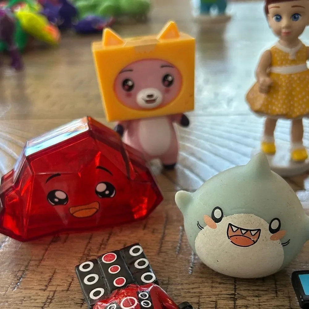 YouTube Figures Skibiti, LankyBox, Siren🚨Heads &Gabby’s Playhouse